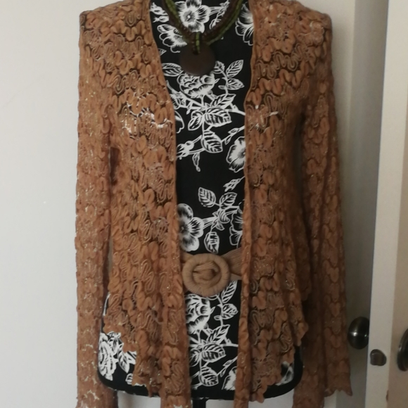 Lacy bolero - Picture 2 of 12